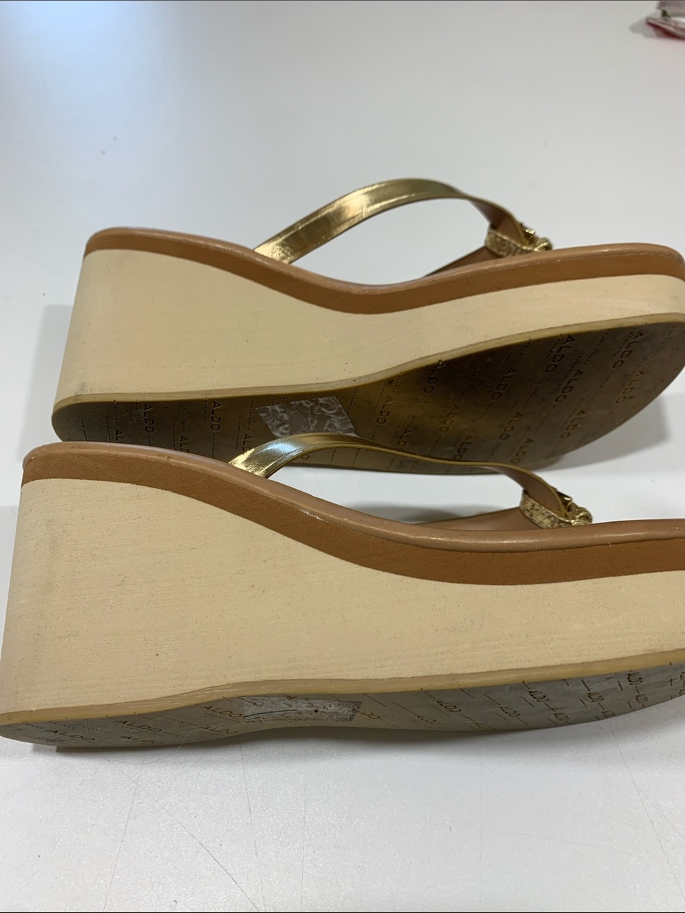 Aldo neutral summer wedge 6.5 - Picture 6 of 7